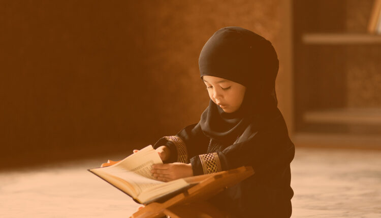 أفضل 7 قنوات يوتيوب لتحفيظ القرآن الكريم للأطفال مجانًا!