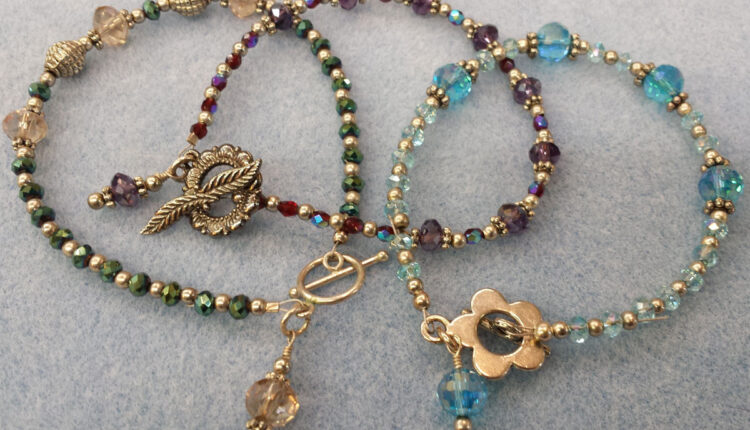 أفضل 3 مواقع لتعلم الخرز خطوة بخطوة مجانًا