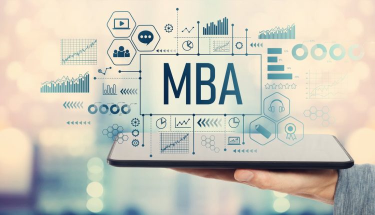 أفضل 4 قنوات يوتيوب لشرح مواد ماجستير إدارة الأعمال (MBA) مجاناً!
