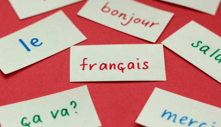 أفضل 3 مواقع تعليم اللغة الفرنسية مجانًا من الصفر!