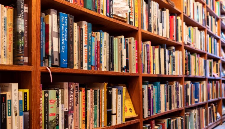 مواقع شراء الكتب أون لاين