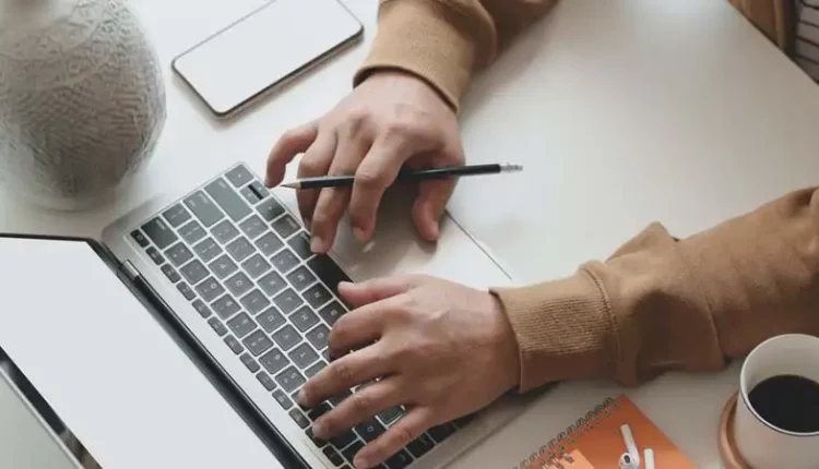 أفضل 5 مواقع لتصحيح الكتابة باللغة الإنجليزية اون لاين