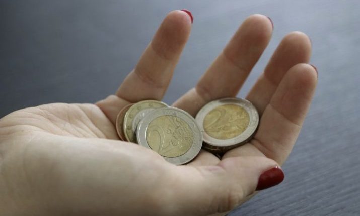 تعرّف على كيفية إيجاد فرص عمل مناسبة في الخارج بدون رسوم وكيل في عام 2023!