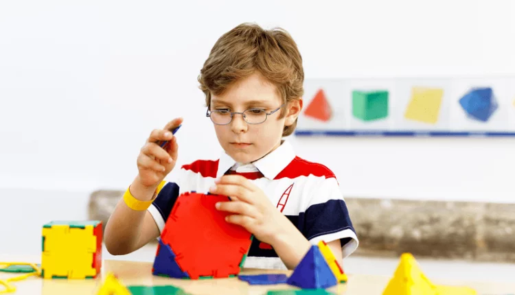 أهم 7 مهارات أساسية يجب على الطفل تعلمها ودمجها في روتينه اليومي!