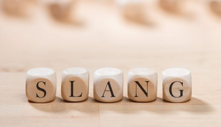 أفضل 5 تطبيقات تعليم اللغة الإنجليزية العامية مجانًا!