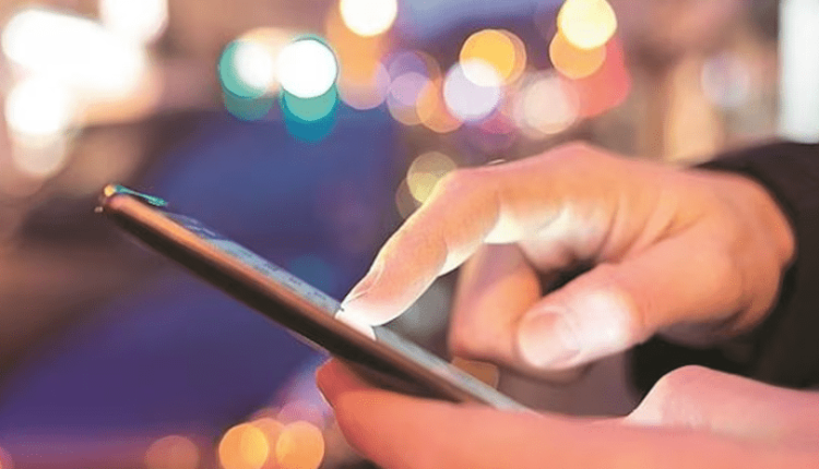 أفضل 4 تطبيقات لقراءة القصص الأجنبية للأندرويد!