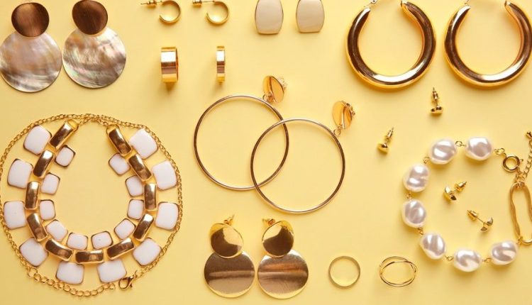 أفضل 5 دورات تعليم تصميم المجوهرات (Jewelry Design) من الصفر مجانًا!
